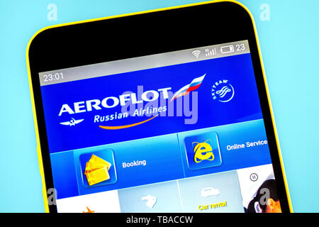 Berdyansk, Ucraina - 24 Maggio 2019: Editoriale illustrativa di Aeroflot website homepage. Aeroflot logo visibile sullo schermo del telefono Foto Stock
