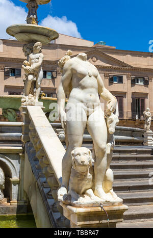 Dettagli della Fontana del Pretorio (Italiano: Fontana Pretoria) a Palermo, Sicilia, Italia Foto Stock