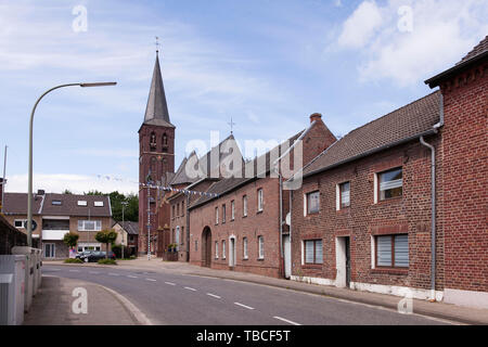 Il villaggio di Keyenberg vicino Erkelenz è per dare modo a Garzweiler miniera di lignite nei prossimi anni, Erkelenz, Germania. der Ort Keyenberg bei Foto Stock