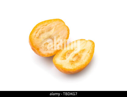 Kumquat gustoso frutto su sfondo bianco Foto Stock
