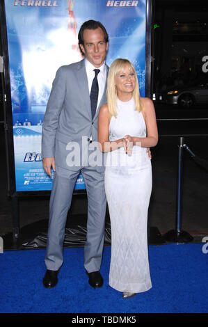 LOS ANGELES, CA. Marzo 28, 2007: Arnett & Amy Poehler presso il Los Angeles premiere di "pale di gloria" presso il Grauman's Chinese Theater di Hollywood. © 2007 Paul Smith / Featureflash Foto Stock