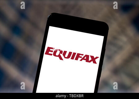 Il Brasile. 31 Maggio, 2019. In questa foto illustrazione la Equifax logo è visto visualizzata su uno smartphone. Credito: Rafael Henrique SOPA/images/ZUMA filo/Alamy Live News Foto Stock