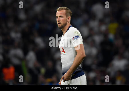 Madrid, Spagna. Dal 01 Giugno, 2019. Harry Kane del Tottenham Hotspur durante il 2019 la finale di UEFA Champions League match tra Tottenham Hotspur e Liverpool a Wanda Metropolitano Stadium, Madrid, Spagna il 1 giugno 2019. Foto di Giuseppe mafia. Credit: UK Sports Pics Ltd/Alamy Live News Foto Stock