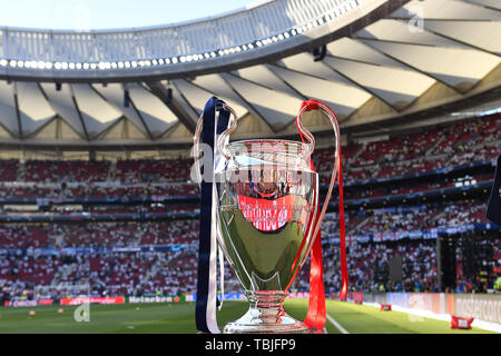 Madrid, Spanien. Dal 01 Giugno, 2019. Bicchiere, tazza, trofeo, Obiettivo n. Il calcio finale di Champions League 2019/Tottenham Hotspur-Liverpool FC 0-2, stagione2018/19, al 01.06.2019, Stadio Wanda Metropolitano. | Utilizzo di credito in tutto il mondo: dpa/Alamy Live News Foto Stock