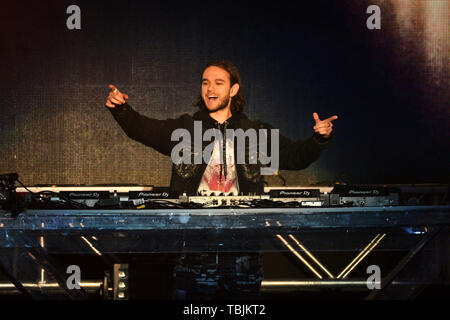 Carson, Stati Uniti d'America. Dal 01 Giugno, 2019. Carson, CA - 01 giugno: Zedd assiste il iHeartRadio Wango Spettacolo di tango presso la dignità Salute Sport Park a giugno 01, 2019 a Carson, California. Credito: Imagespace/Alamy Live News Foto Stock