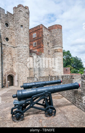 La Elizabethan Upnor castello sull'Hoo penisola nella parte settentrionale del Kent, Inghilterra. Foto Stock