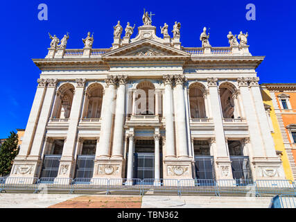 Roma, Italia: La Cattedrale del Santissimo Salvatore e dei Santi Giovanni Battista ed Evangelista in Laterano Foto Stock