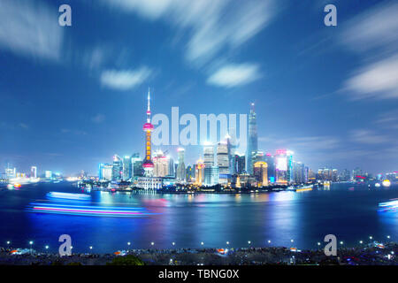 La stupenda vista notturna di Shanghai Foto Stock