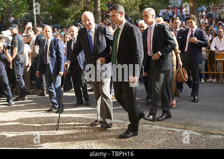 Aranjuez, Madrid, Spagna. 2 Giugno, 2019. Il re Juan Carlos di Spagna assiste la corrida omaggio a Maria de las Mercedes de Borbon a Plaza de Toros de Aranjuez il 2 giugno 2019 in Aranjuez, Spagna .Questo evento è l'ultimo evento come Re Juan Carlos di Spagna Spagna rappresenterà il Royals spagnolo prima di questo credito di pensionamento: Jack Abuin/ZUMA filo/Alamy Live News Foto Stock