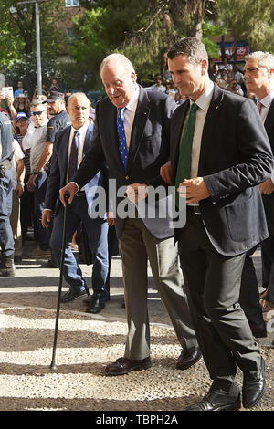 Aranjuez, Madrid, Spagna. 2 Giugno, 2019. Il re Juan Carlos di Spagna assiste la corrida omaggio a Maria de las Mercedes de Borbon a Plaza de Toros de Aranjuez il 2 giugno 2019 in Aranjuez, Spagna .Questo evento è l'ultimo evento come Re Juan Carlos di Spagna Spagna rappresenterà il Royals spagnolo prima di questo credito di pensionamento: Jack Abuin/ZUMA filo/Alamy Live News Foto Stock