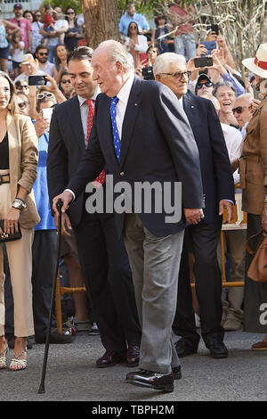 Aranjuez, Madrid, Spagna. 2 Giugno, 2019. Il re Juan Carlos di Spagna assiste la corrida omaggio a Maria de las Mercedes de Borbon a Plaza de Toros de Aranjuez il 2 giugno 2019 in Aranjuez, Spagna .Questo evento è l'ultimo evento come Re Juan Carlos di Spagna Spagna rappresenterà il Royals spagnolo prima di questo credito di pensionamento: Jack Abuin/ZUMA filo/Alamy Live News Foto Stock