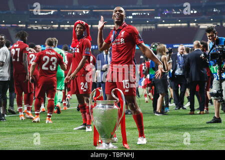 Madrid, Spagna. Il 1 giugno, 2019. Daniel Sturridge (Liverpool) Calcio/Calcetto : Sturridge celebrare dopo la vittoria finale di UEFA Champions League match tra Tottenham Hotspur FC 0-2 Liverpool FC al Estadio metropolitano di Madrid in Spagna . Credito: Mutsu Kawamori/AFLO/Alamy Live News Foto Stock