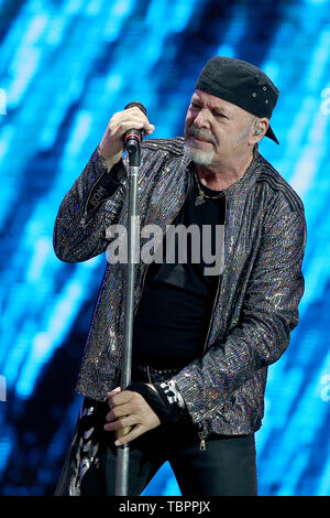 Milano, Italia. 02Giugno, 2019. concerto vasco rossi San Siro Milano # vascononstoplive19 Credit: Indipendente Agenzia fotografica/Alamy Live News Foto Stock