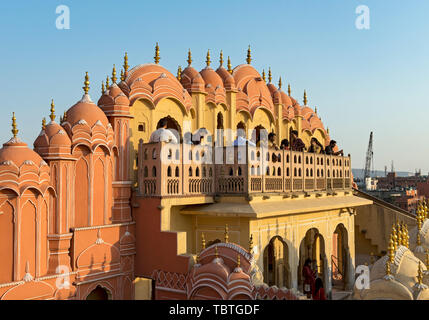Piano superiore interno Hawa Mahal (palazzo dei venti), Jaipur, Rajasthan, India Foto Stock