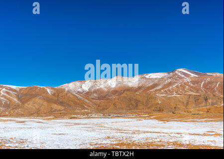 Il paesaggio di Everest sezione della Strada Nazionale 318 Foto Stock