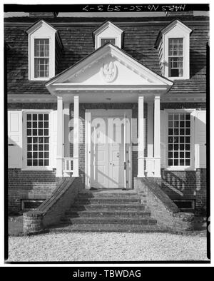 INGRESSO PRINCIPALE, SOUTH (FRONT) ELEVATION Mulberry, Cooper River, West Branch, Moncks Corner, Berkeley County, SC Foto Stock