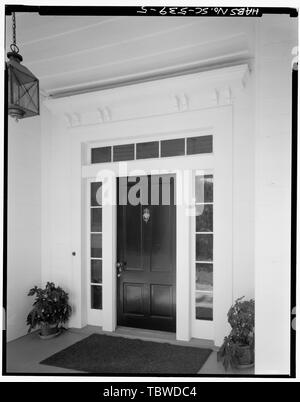 INGRESSO PRINCIPALE, SUD (FRONTE) ELEVAZIONE Tidalholm, 1 Laurens Street, Beaufort, Beaufort County, SC Foto Stock