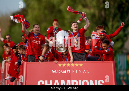 2 giugno 2019 , Liverpool, in Inghilterra; la UEFA Champions League, Liverpool FC Champions League vincitori celebrazioni e bus aperti parade ; credito: Terry Donnelly/news immagini Foto Stock