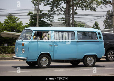 Licciana Nardi, Italia - 23 Maggio 2019: Vintage Volkswagen van. Foto di road no.121 circa 8 km dal centro cittadino di Chiangmai, Thailandia. Foto Stock