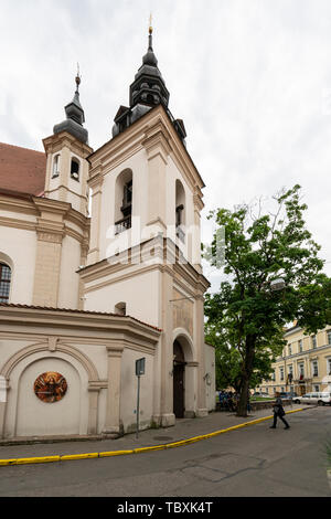 Vilnius, Lituania. Maggio 2019. Una vista esterna della chiesa di San Michele, Vilnius Foto Stock