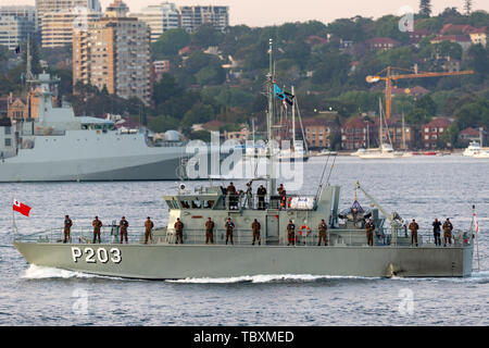 Imbarcazione di pattuglia Savea VOEA (P203) del Tongan Servizi di difesa nel porto di Sydney. Foto Stock