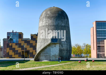 Trudelturm, all'Trudelturm, Eagle Court, Treptow-Köpenick, Berlino, Germania, Zum Trudelturm, Adlershof, Deutschland Foto Stock