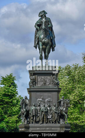 Il pilota della monumento Friedrich il tallness, sotto i tigli, medio, Berlino, Germania, Reiterdenkmal Friedrich Der Große, Unter den Linden, Mitte, De Foto Stock