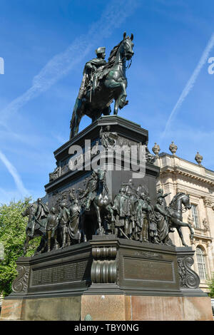 Il pilota della monumento Friedrich il tallness, sotto i tigli, medio, Berlino, Germania, Reiterdenkmal Friedrich Der Große, Unter den Linden, Mitte, De Foto Stock