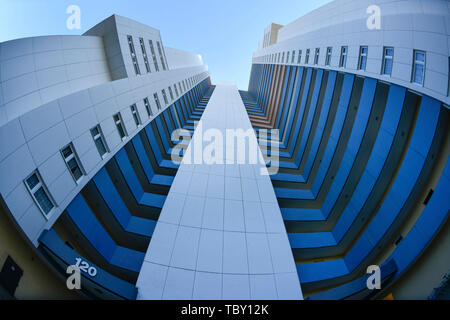 Blocco a torre, ideale del Fritz Erler avenue 120, Gropiusstadt, Neukölln, Berlino, Germania, Wohnhochhaus ideale, Fritz-Erler-Allee 120, Deutschland Foto Stock