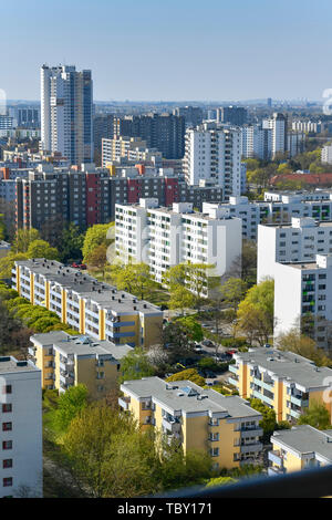 Alta sorge, Fritz Erler dell avenue, Gropiusstadt, Neukölln, Berlino, Germania, Hochhäuser, Fritz-Erler-Allee, Deutschland Foto Stock