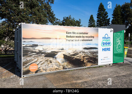 Una speciale area a Bondi Beach impostato per la rispedizione dei rifiuti come plasic dove è possibile guadagnare denaro che incoraggia le persone a proteggere l'ambiente, Sydney Foto Stock