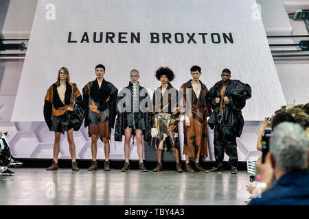 Londra, Regno Unito. 03 Giugno, 2019. Birmingham City University di vetrine a GFW19, il 3 giugno 2019, Old Truman Brewery, Londra, Regno Unito. Credito: Picture Capital/Alamy Live News Foto Stock