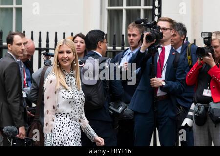 Londra, Regno Unito. 04 Giugno, 2019. Ivanka Trump visite 10 di Downing Street. Londra, Regno Unito. 04/06/2019 | Utilizzo di credito in tutto il mondo: dpa picture alliance/Alamy Live News Foto Stock
