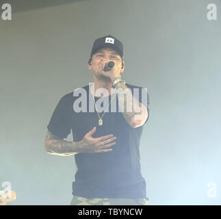 2 giugno 2019 - KANE BROWN porta il paese alla sabbia per il 2019 Festival patriottica in Virginia Beach, Virginia il 2 giugno 2019...Foto Â© Jeff Moore (credito Immagine: © Jeff Moore/ZUMA filo) Foto Stock