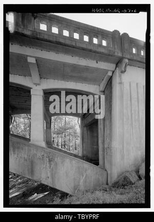 Riscontro del nord dettaglio guardando ad ovest Fourche Lafave bridge spanning Fourche Lafave River a Autostrada statale 7, Nimrod, Perry County, AR Foto Stock