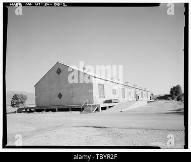 A nord e a est lati affacciati Ogden Arsenal, magazzino, lato sud del modo Navajo, a est di acero Lane, Layton, Davis County, UT WegmanFrench, Lysa trasmettitore Dockendorf, Richard, fotografo Foto Stock