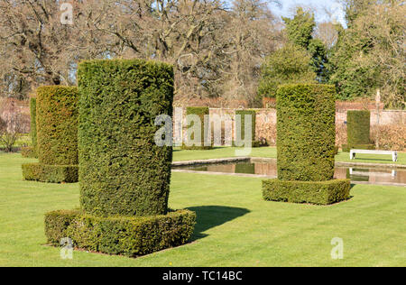 Giardino disegnato da Piet Oudolf a Scampston Hall, nello Yorkshire, Inghilterra, Regno Unito - silenzioso giardino Foto Stock