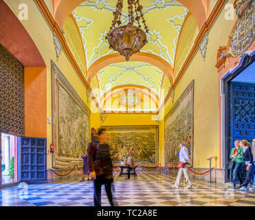 Il Salón de los Tapices (Arazzi' camera), Real Alcazarr, Siviglia, Spagna Foto Stock