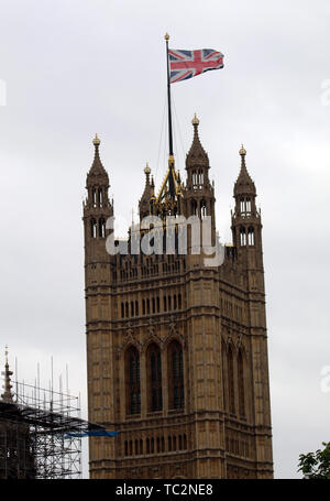 Londra, Regno Unito. 04 Giugno, 2019. London.UK. Le case del Parlamento. Uno degli oggetti in mostra per l'anti-Donald Trump dimostrazioni a seguito della sua visita ufficiale per il Regno Unito. 4 giugno 2019 Ref:LMK11-S2525-040619 Steve Bealing/punto di riferimento Media Credito: LMK MEDIA/Alamy Live News Foto Stock