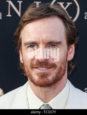 HOLLYWOOD e LOS ANGELES, CALIFORNIA, STATI UNITI D'America - 04 giugno: attore Michael Fassbender arriva a Los Angeles Premiere del XX Century Fox 'Dark Phoenix" tenutasi presso la leva TCL Chinese Theatre IMAX il 4 giugno 2019 a Hollywood e Los Angeles, California, Stati Uniti. (Foto di Xavier COLLIN/Image Press Agency) Foto Stock