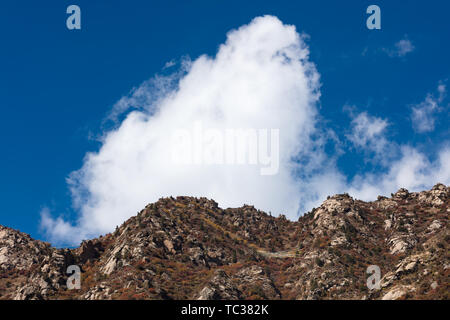 Qingpu pratica Terra, Shannan, Tibet Foto Stock