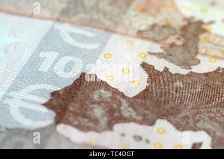 Frammento di dieci euro bills closeup. Shalloe profondità di campo Foto Stock