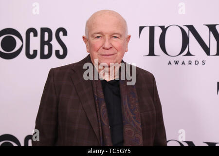 2019 Tony Awards premere giuncata tenutosi presso il Sofitel. Dotato di: Terrence McNally dove: New York New York, Stati Uniti quando: 02 maggio 2019 Credit: Giuseppe Marzullo/WENN.com Foto Stock