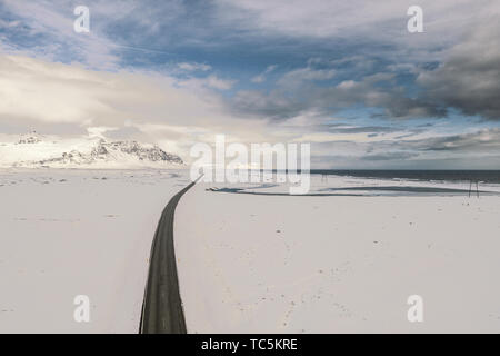 Anello stradale o un percorso di uno, Vatnajokull National Park, Islanda Foto Stock