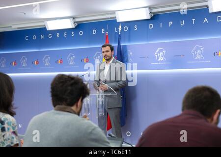 Madrid, Spagna. 05 Giugno, 2019. Conferenza stampa di zquierda Unida, Alberto GarzÃ³n al congresso dopo un incontro con il re Felipe VI. Credito: CORDON PREMERE/Alamy Live News Foto Stock