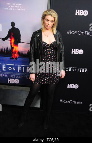 Los Angeles, California, Stati Uniti d'America 5 giugno 2019 Lola Fruchtmann assiste HBO presenta il Los Angeles Premiere del HBo film documentario "ICE ON FIRE" il 5 giugno 2019 a LACMA di Los Angeles, California, USA. Foto di Barry re/Alamy Live News Foto Stock