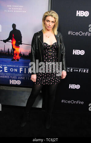 Los Angeles, California, Stati Uniti d'America 5 giugno 2019 Lola Fruchtmann assiste HBO presenta il Los Angeles Premiere del HBo film documentario "ICE ON FIRE" il 5 giugno 2019 a LACMA di Los Angeles, California, USA. Foto di Barry re/Alamy Live News Foto Stock