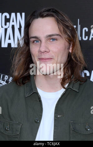 Hollywood, CA. Il 6 giugno, 2019. Neustaedter Alex in L.A. Premiere di donna americana al Arclight in Hollywood, la California il 5 giugno 2019. Credito: David Edwards/media/punzone Alamy Live News Foto Stock