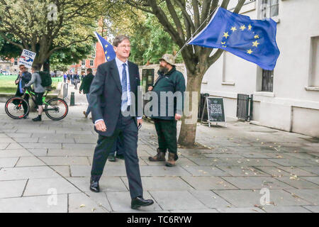 Londra REGNO UNITO. Il 6 giugno 2019. Ex Procuratore Generale e Pro rimangono MP, Dominic Grieve visto in Westminster. Dominic Grieve è stato criticato dai suoi costituenti locali per i suoi sforzi nel House of Commons di vanificare i tentativi di prendere il Regno Unito al di fuori della Unione Europea e facce di deselezione dopo Beaconsfield conservatori superato un voto di sfiducia Credito: amer ghazzal/Alamy Live News Foto Stock