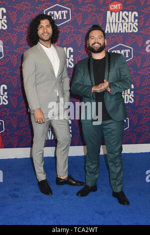 5 giugno 2019 - Nashville, TN, Stati Uniti - 05 Giugno 2019 - Nashville, Tennessee - Shay Mooney, Dan Smyers, Dan + Shay. 2019 CMT Music Awards tenutosi presso la Bridgestone Arena. Photo credit: Dara-Michelle Farr/AdMedia (credito Immagine: © Dara-Michelle Farr/AdMedia via ZUMA filo) Foto Stock